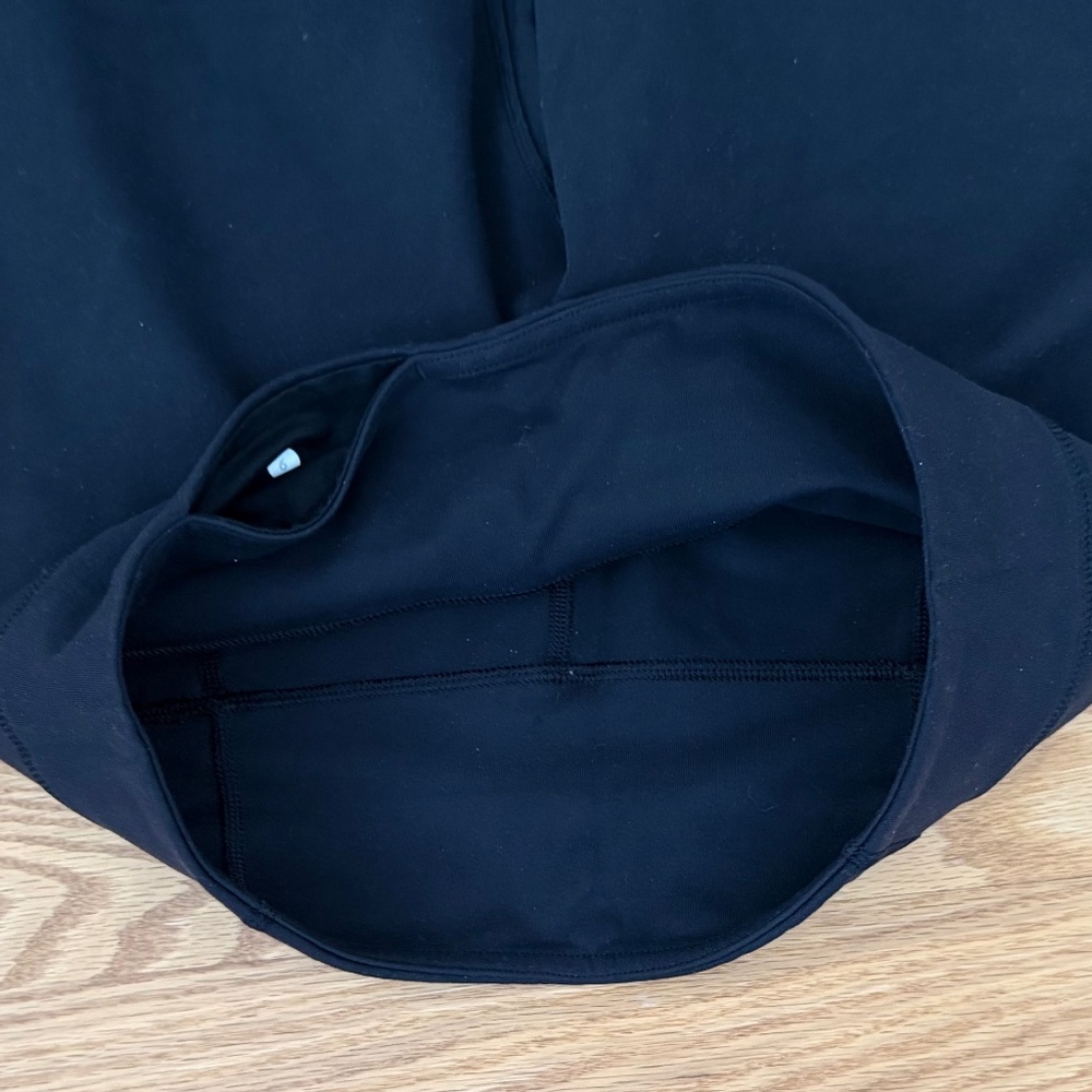 Lululemon RARE *Solid Black Reversible* Skinny Gr… - image 9